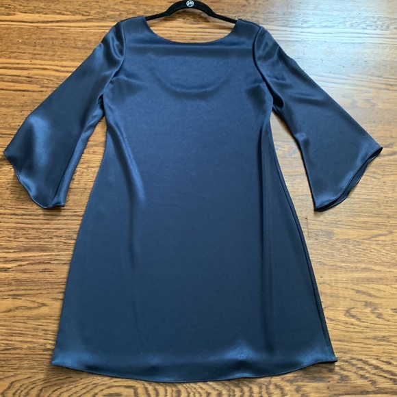 Black dress no tags but never worn - Picture 2 of 2